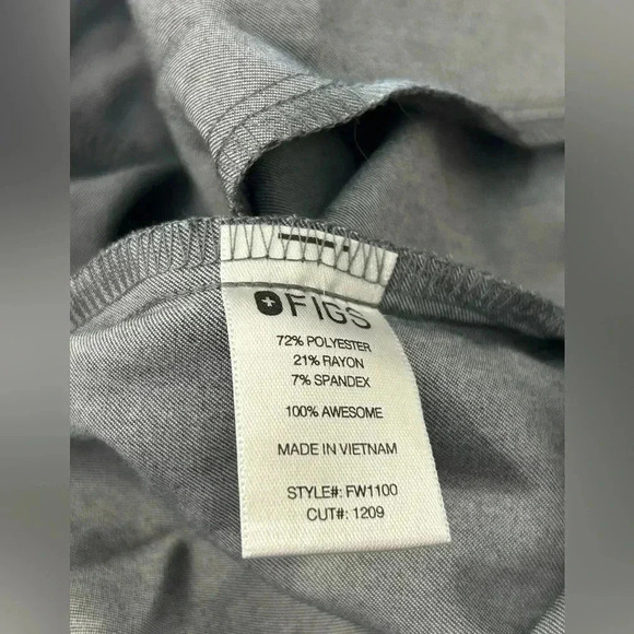 Figs Casma Graphite Gray Scrub Top Scrubs Size M - Picture 4 of 5
